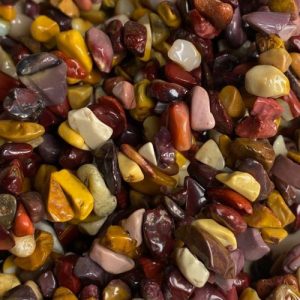 Mookaite chips - Qty: 300 pcs - GE1824