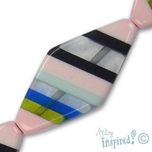 Diamond-shaped acrylic bead  -Pink, Black, Blue- Qty: 6 pcs. - AB1206
