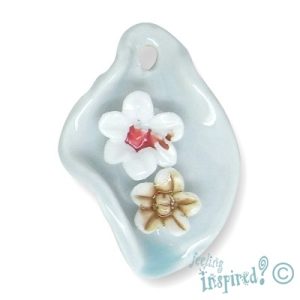 Porcelain pendant with flowers - CF0038