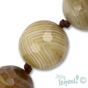 Faceted agate ball bead 20mm  -Brown & White- Qty: 17 pcs. - GE0782