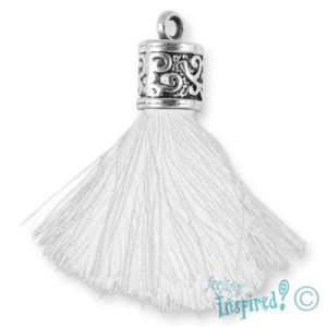 Tassel - Qty: 4 pcs. -White and Silver- FI7848