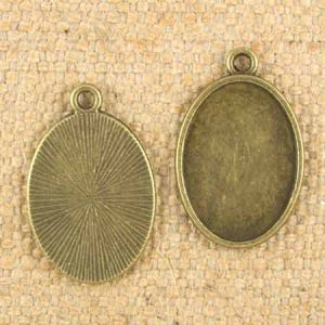 Oval altered art pendant frame 20mm x 31mm x 2mm - Qty: 15 pcs. - LF2511