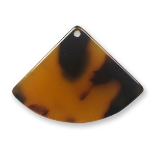 Resin tortoise shell imitation earring charm or pendant - Qty: 2 pcs. - RE0029