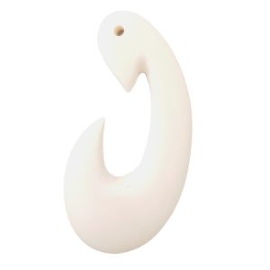 Carved bone Maori fishhook pendant - Qty: 1 pc - BO1030