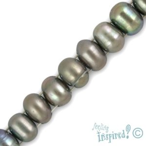 Double-drilled freshwater pearl beads