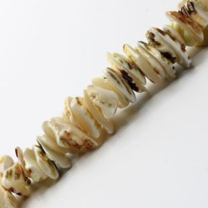 Natural shell chips dyed moccasin - Qty: 109 pcs. - SH4004