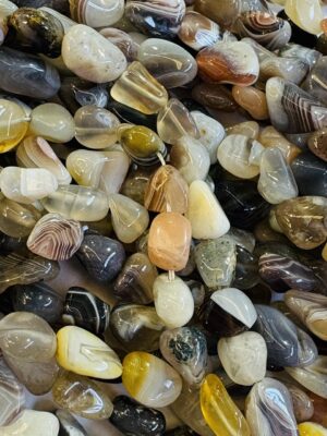 Botswana Agate pebble bead 14mm x 10mm - Qty: 40 pcs. - GE2023
